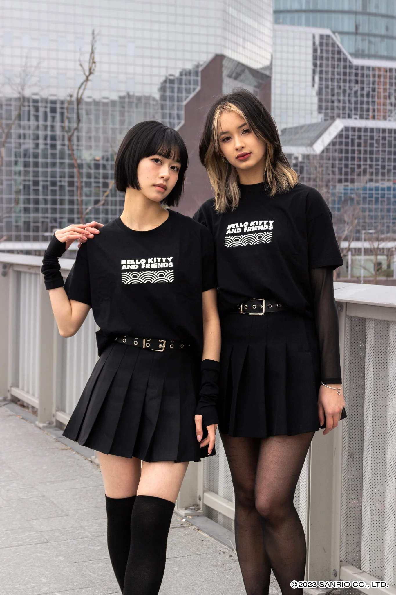 Hello Kitty And Friends • T-shirt Black - Image 6