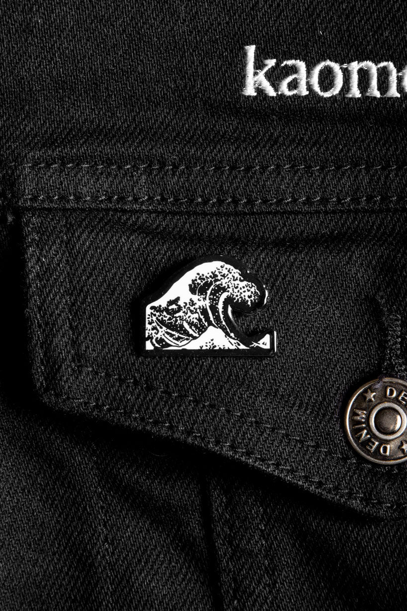 Kanagawa • Hard Enamel Pin - Image 2