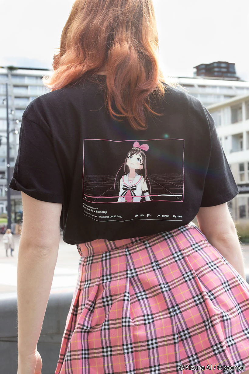 Kizuna AI • T-shirt Black - Image 5