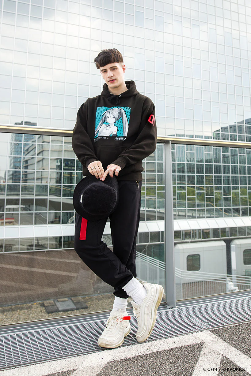Miku 01 • Hoodie black - Image 4